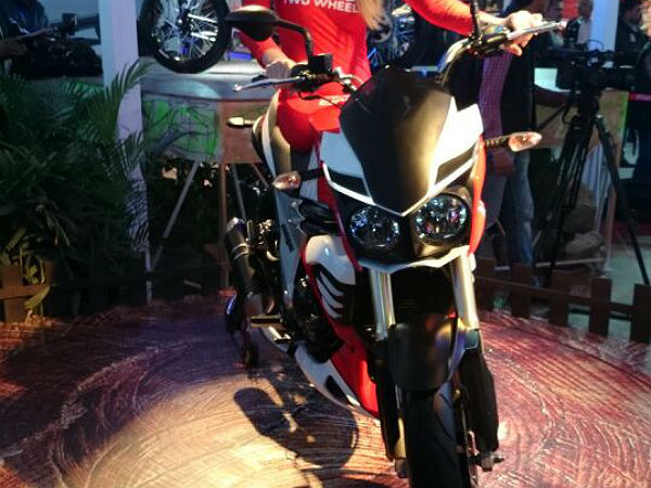 Mahindra Mojo Features
