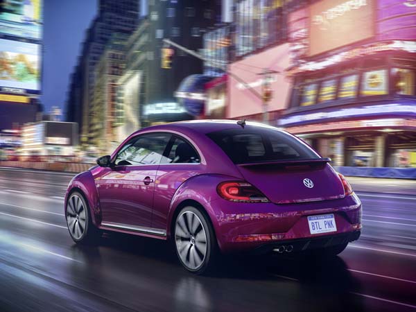 VW Beetle Pink Edition Revealed! 